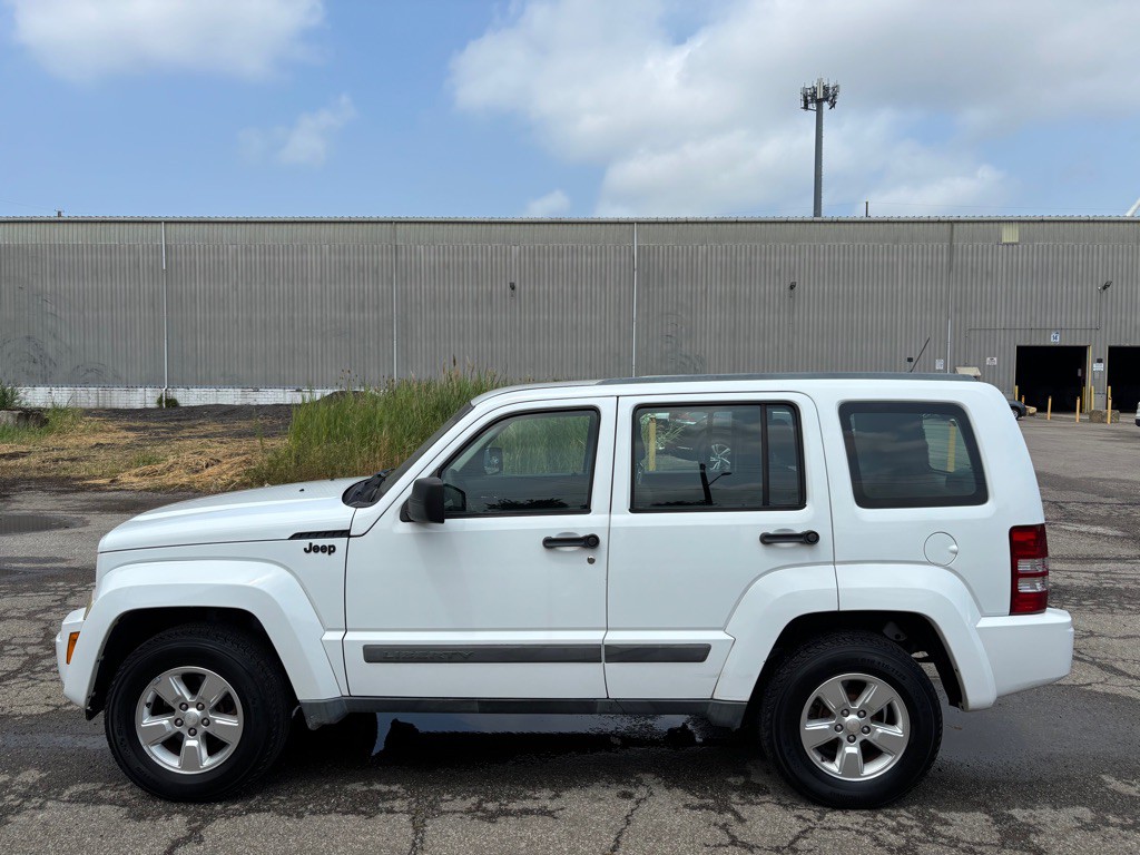 2012 Jeep Liberty Image 6