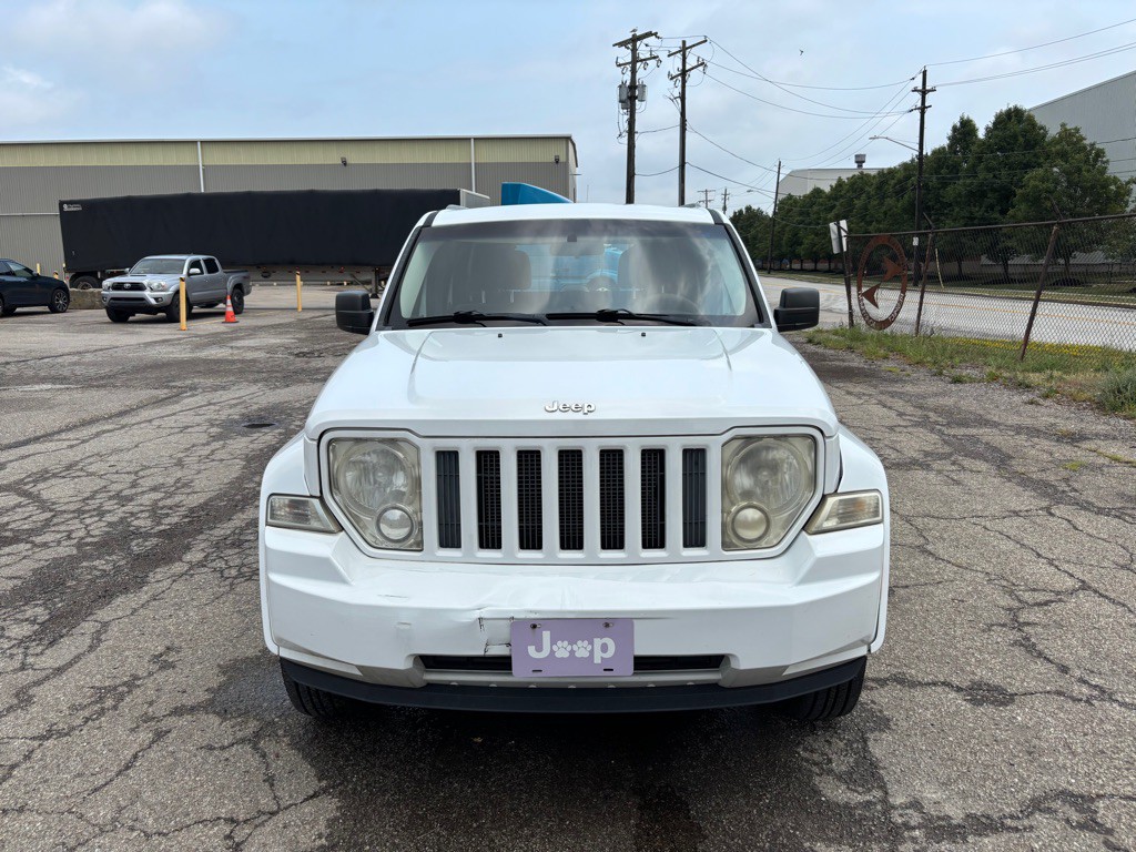 2012 Jeep Liberty Image 8