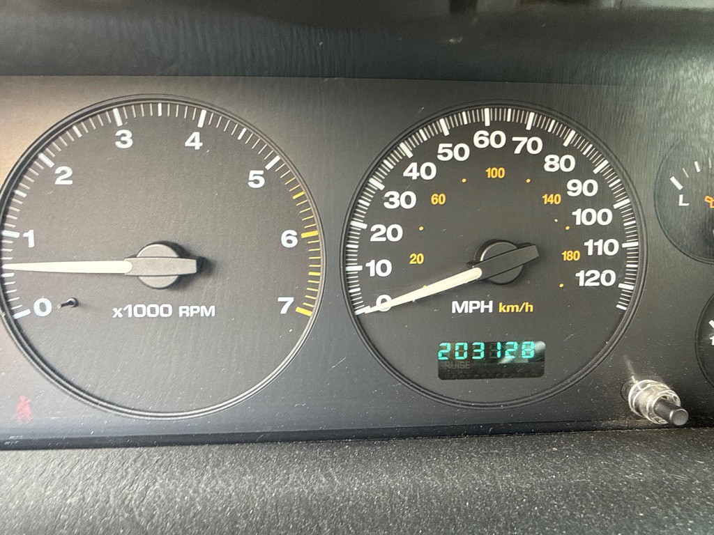2004 Jeep Grand Cherokee Image 14