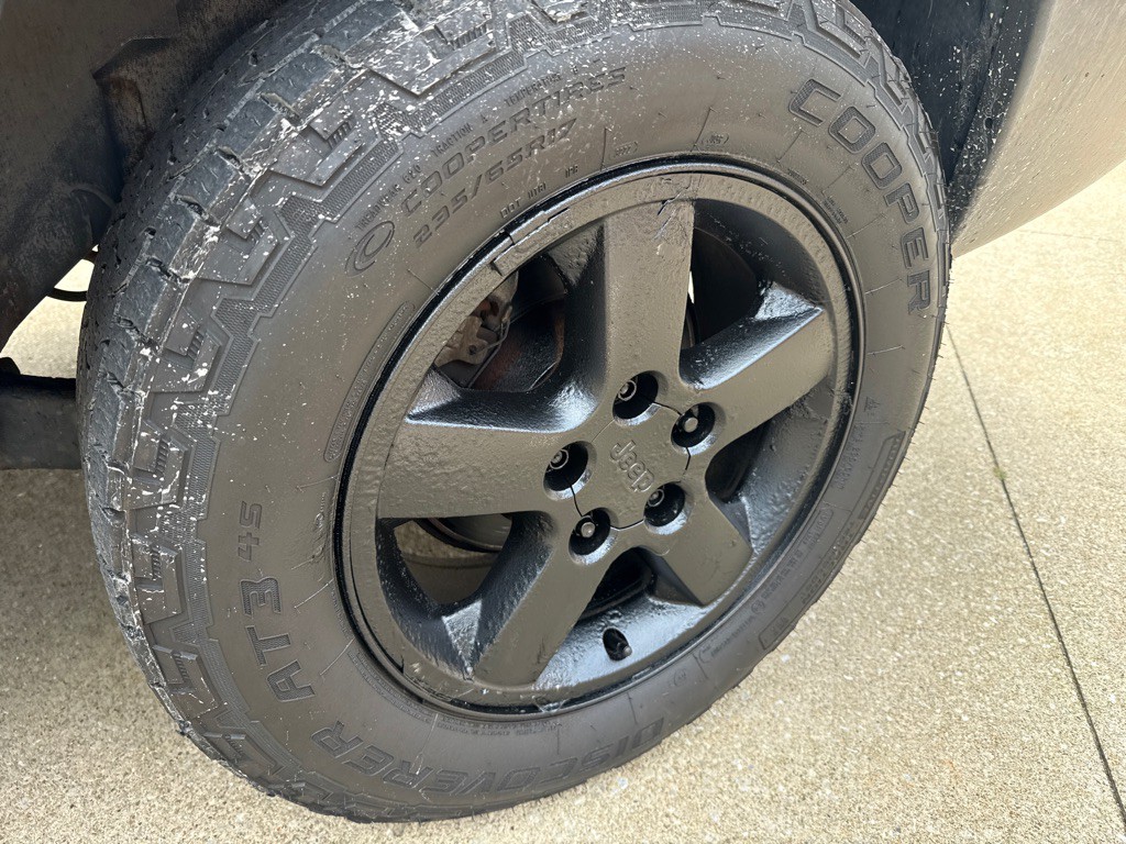 2004 Jeep Grand Cherokee Image 17