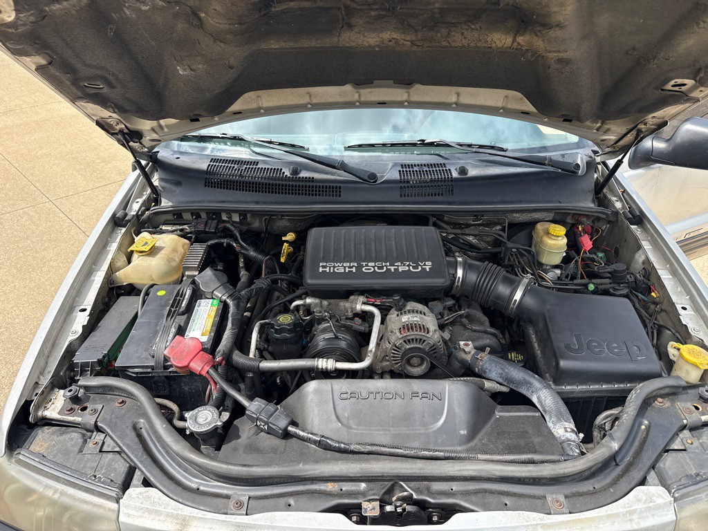 2004 Jeep Grand Cherokee Image 18