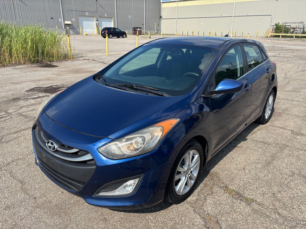 2013 Hyundai Elantra Image 7