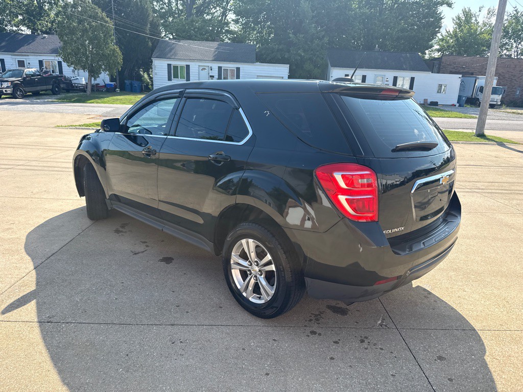 2017 Chevrolet Equinox Image 8