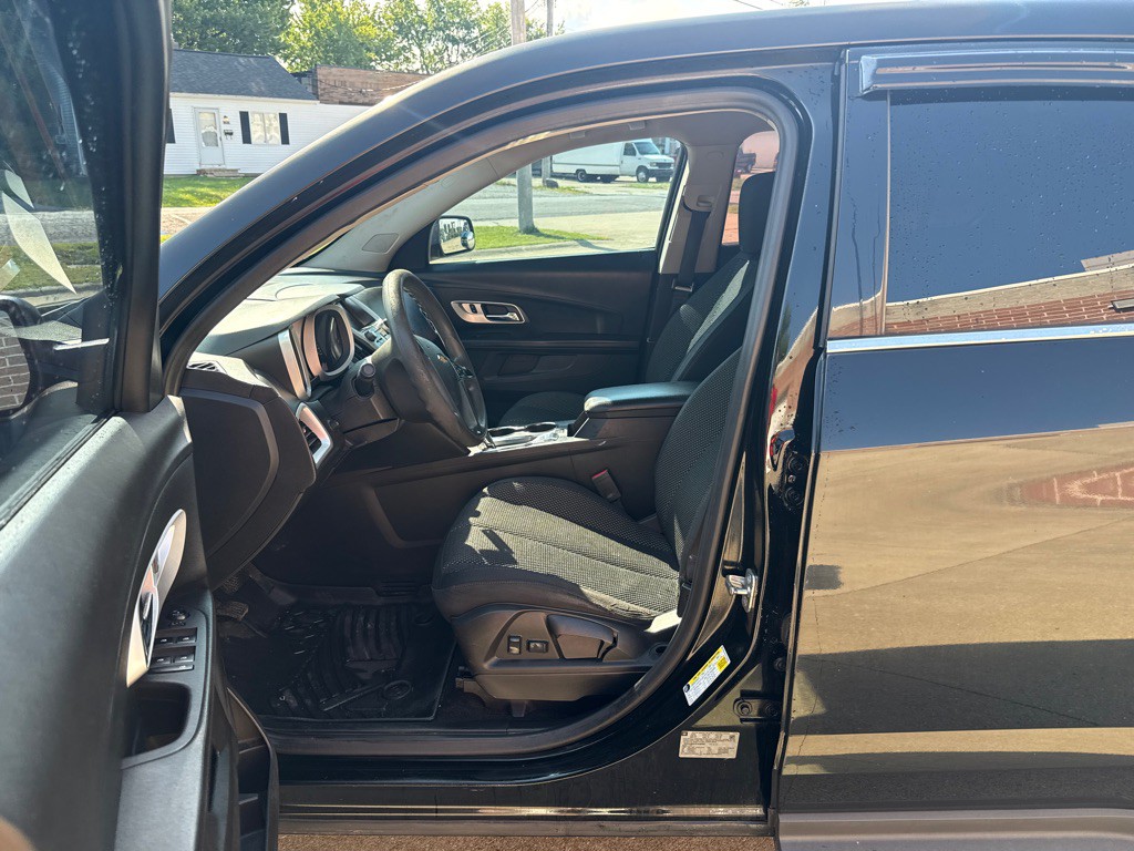 2017 Chevrolet Equinox Image 10