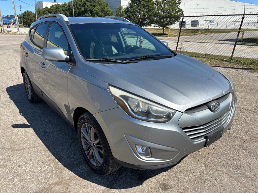 2015 Hyundai Tucson Image 1