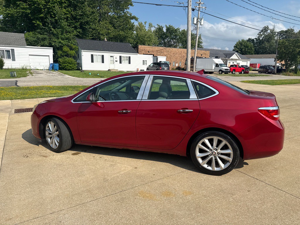 2012 Buick Verano Image 5