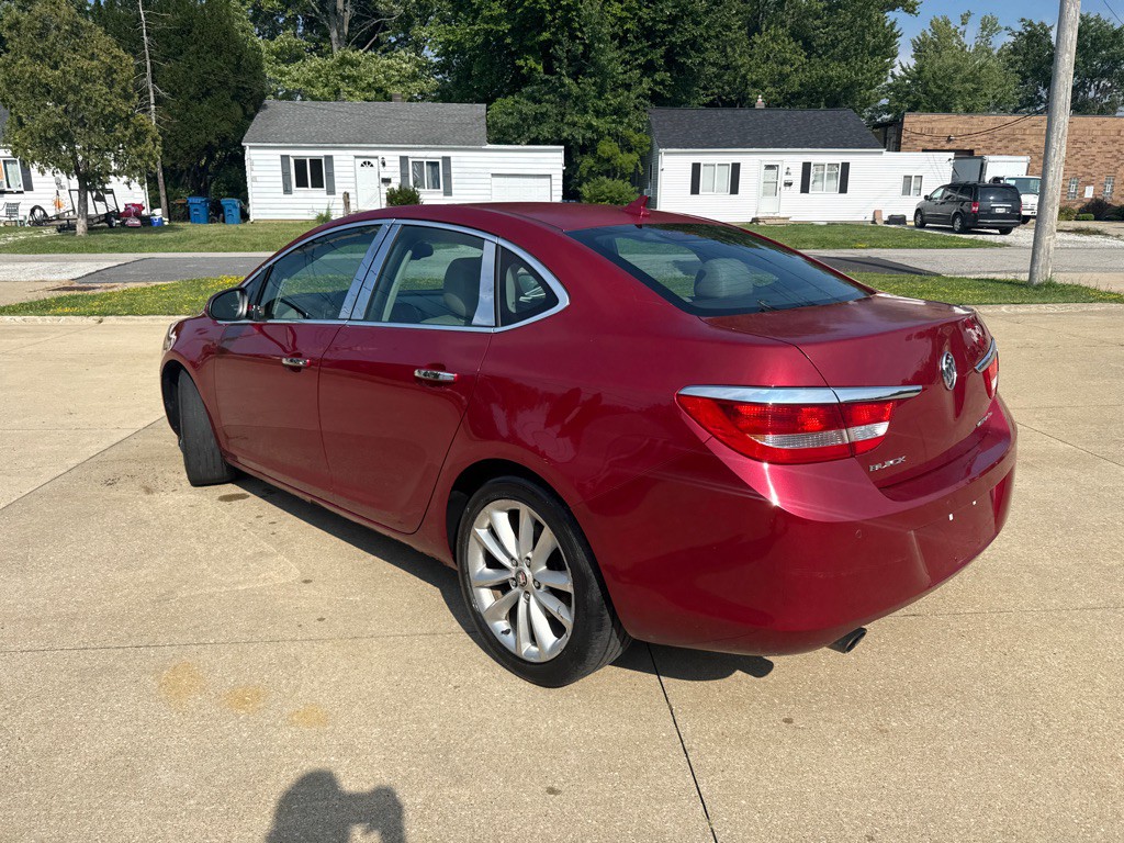 2012 Buick Verano Image 8