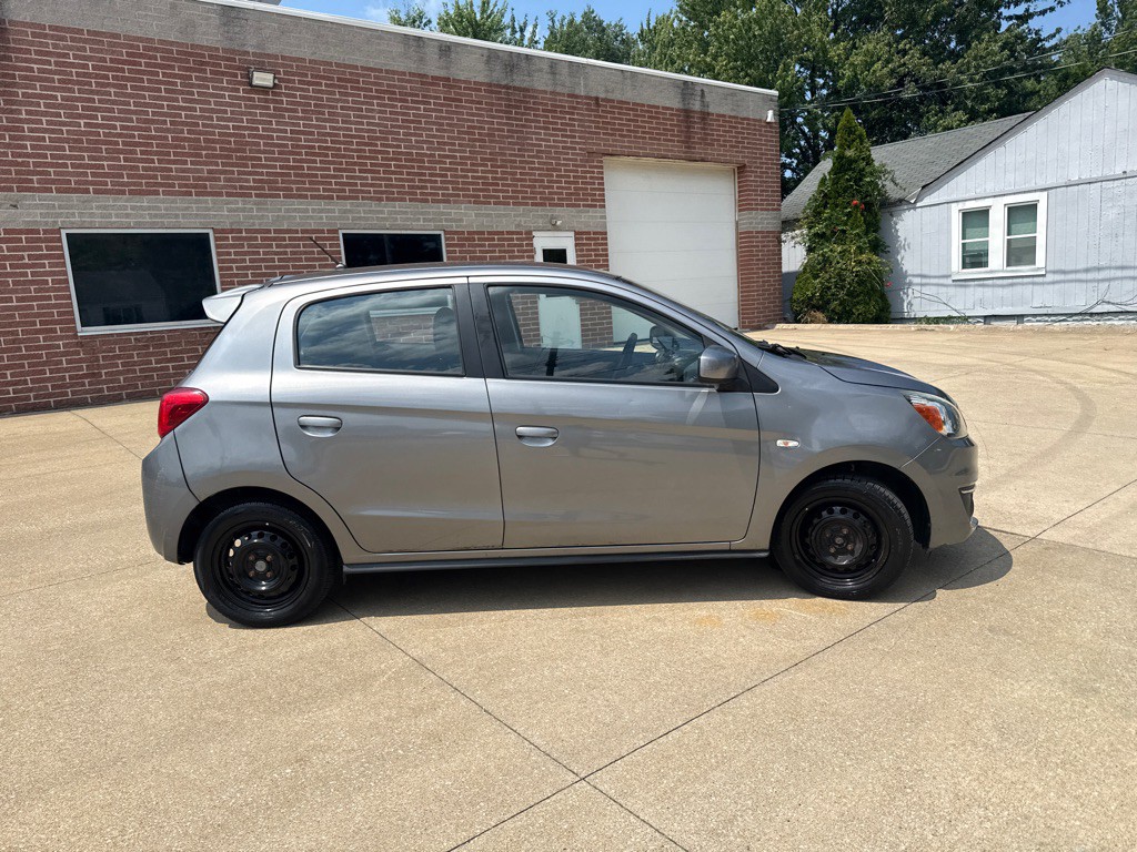 2017 Mitsubishi Mirage Image 4