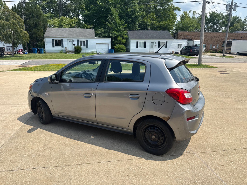 2017 Mitsubishi Mirage Image 5