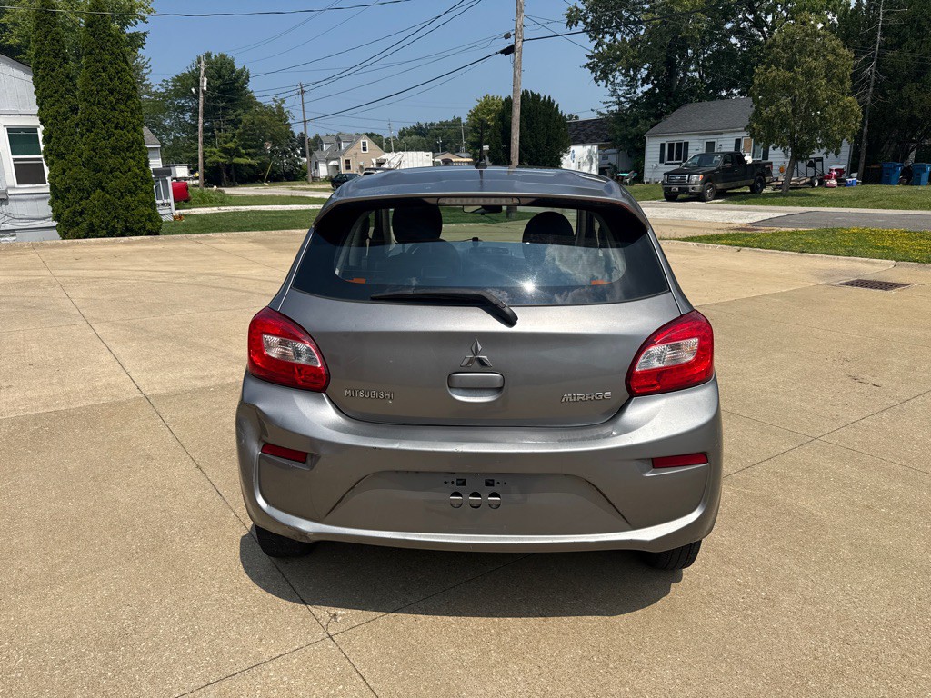 2017 Mitsubishi Mirage Image 7