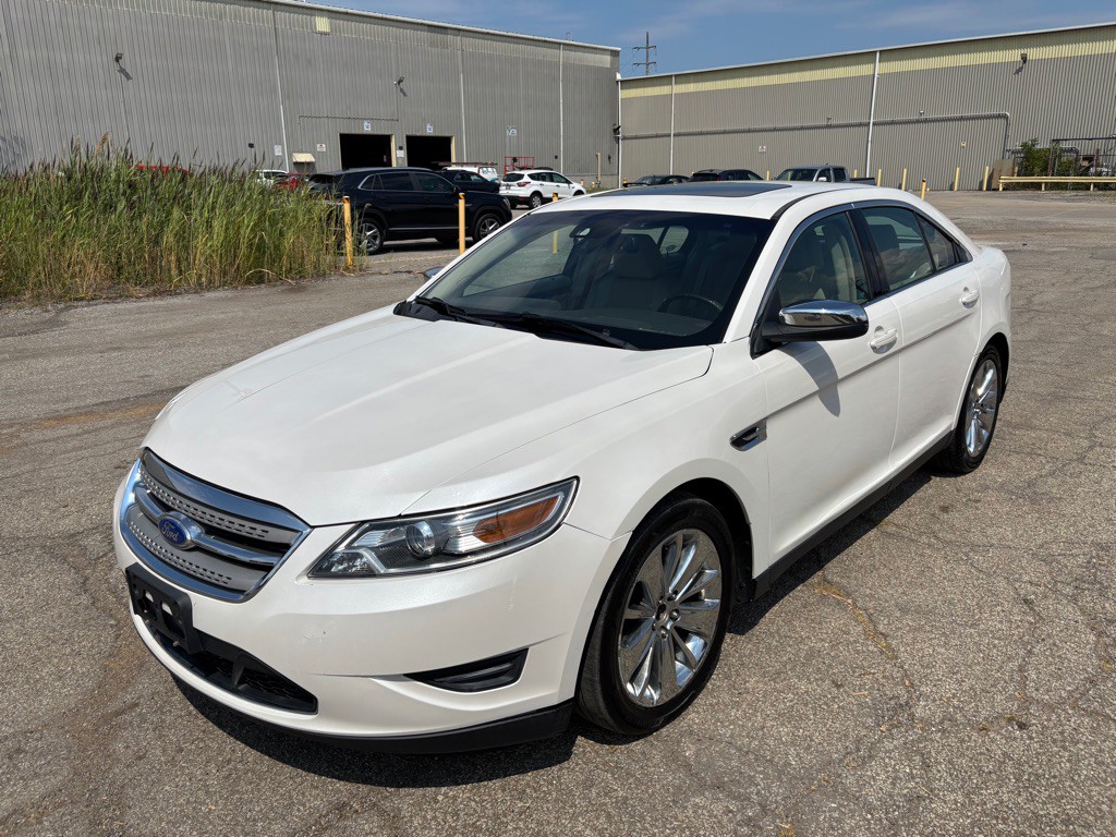 2012 Ford Taurus Image 7