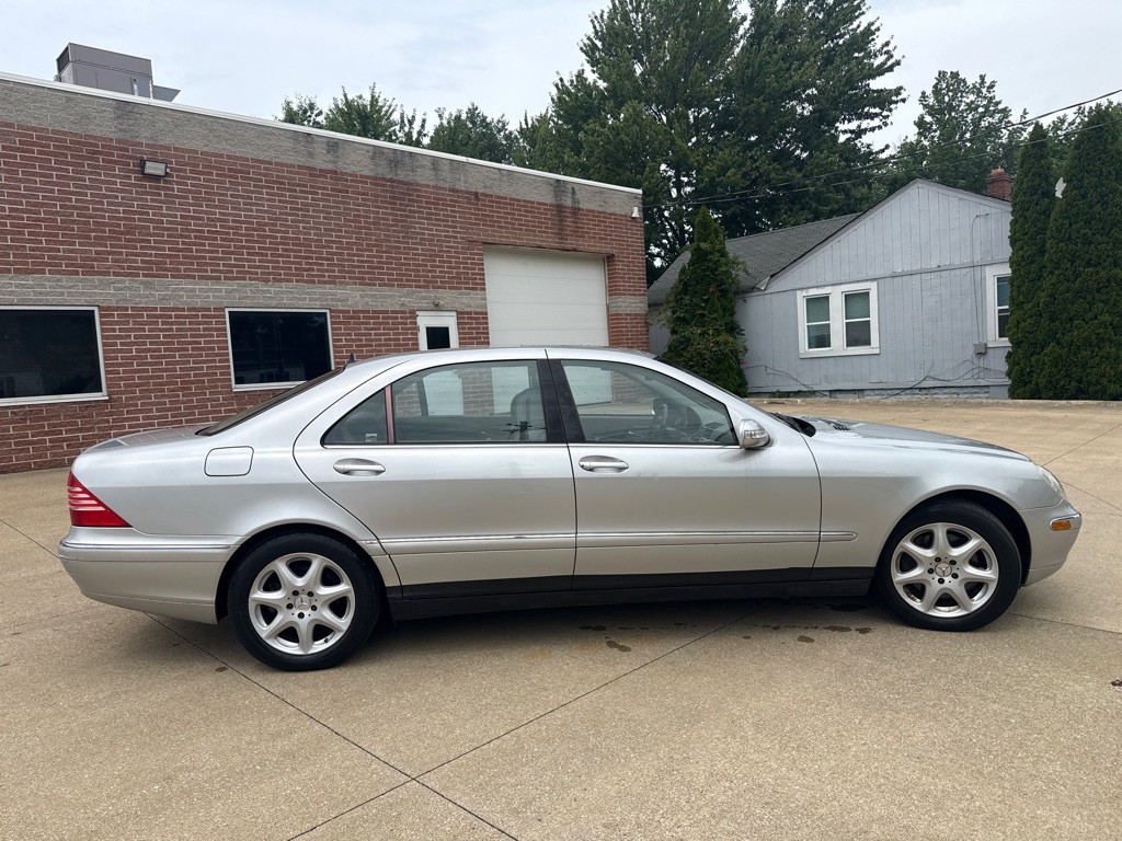 2004 Mercedes-Benz S-Class Image 4