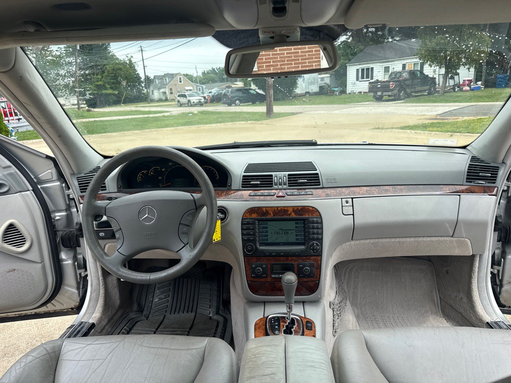 2004 Mercedes-Benz S-Class Image 9