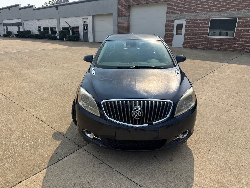 2015 Buick Verano Image 2