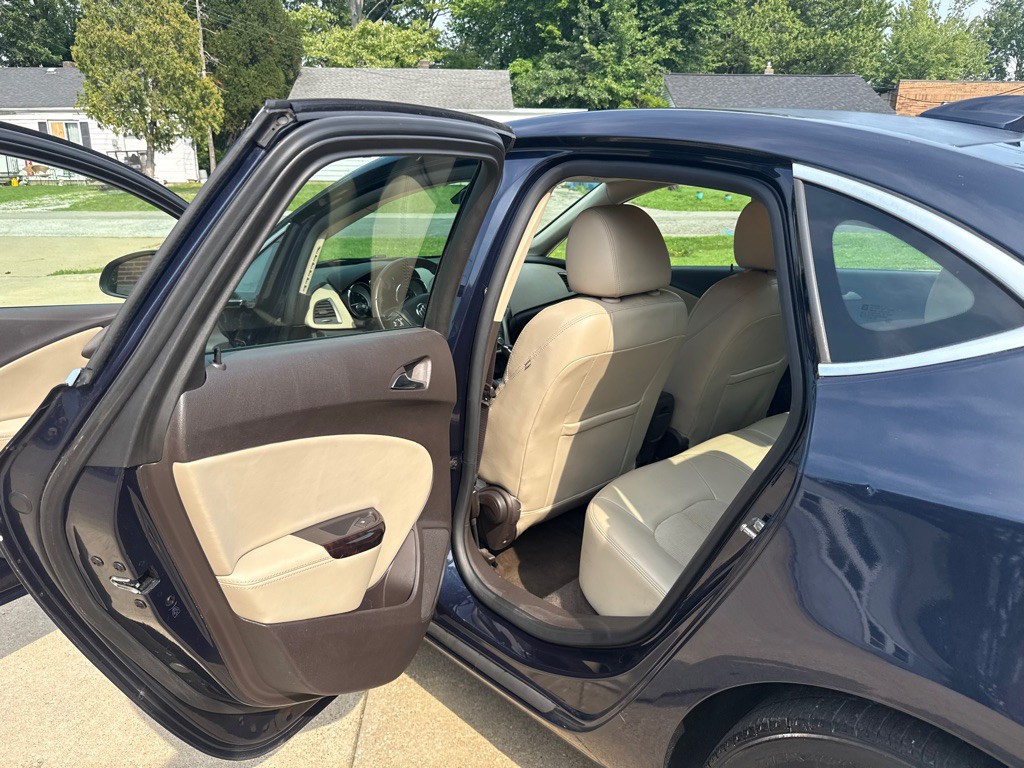 2015 Buick Verano Image 12