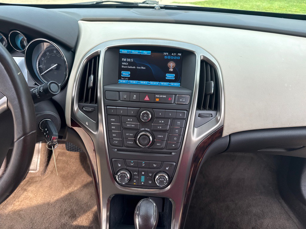 2015 Buick Verano Image 15