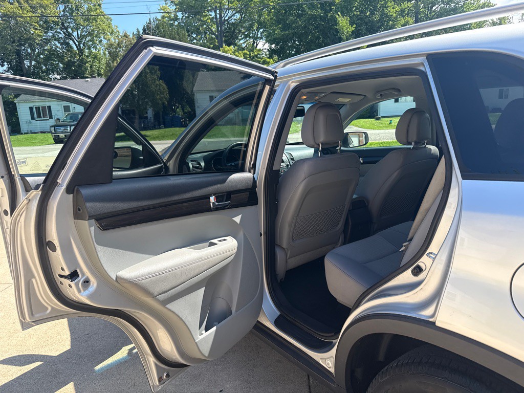 2011 Kia Sorento Image 11
