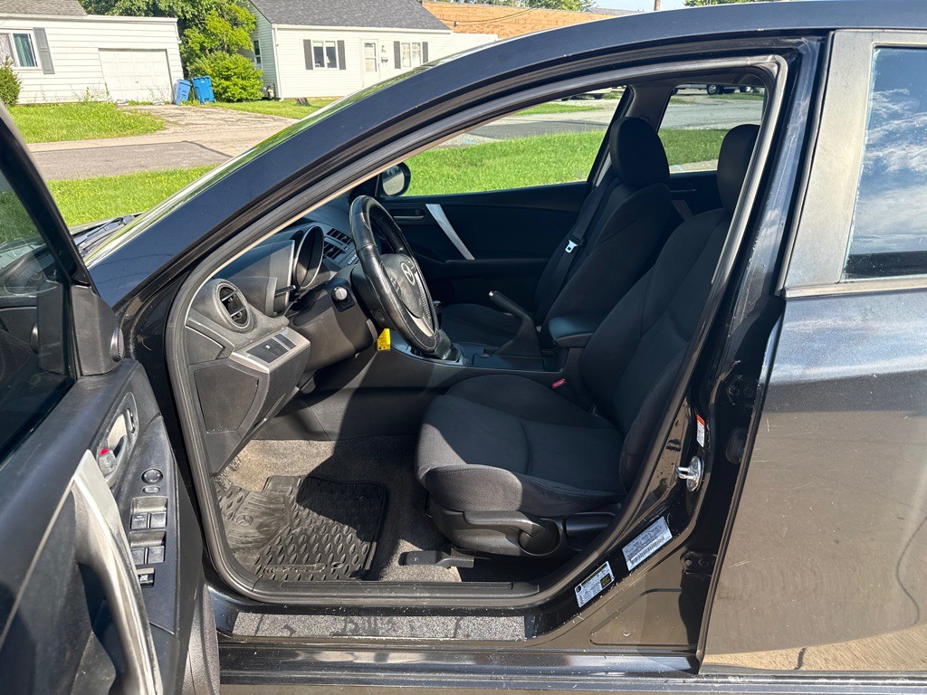 2010 Mazda Mazda3 Image 10