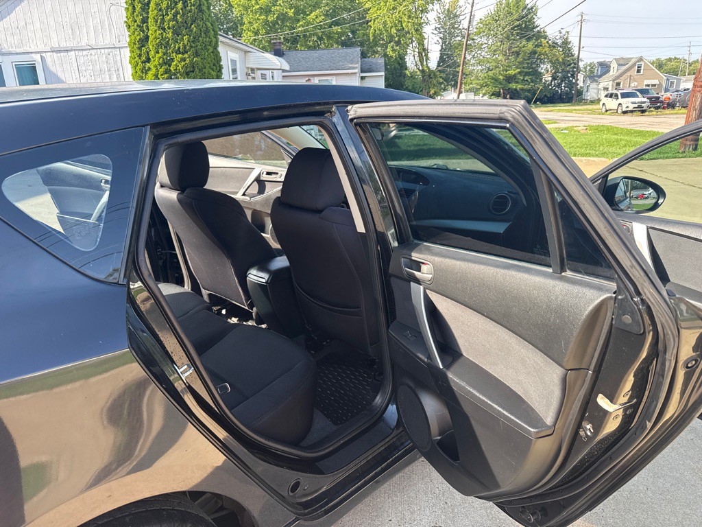 2010 Mazda Mazda3 Image 12