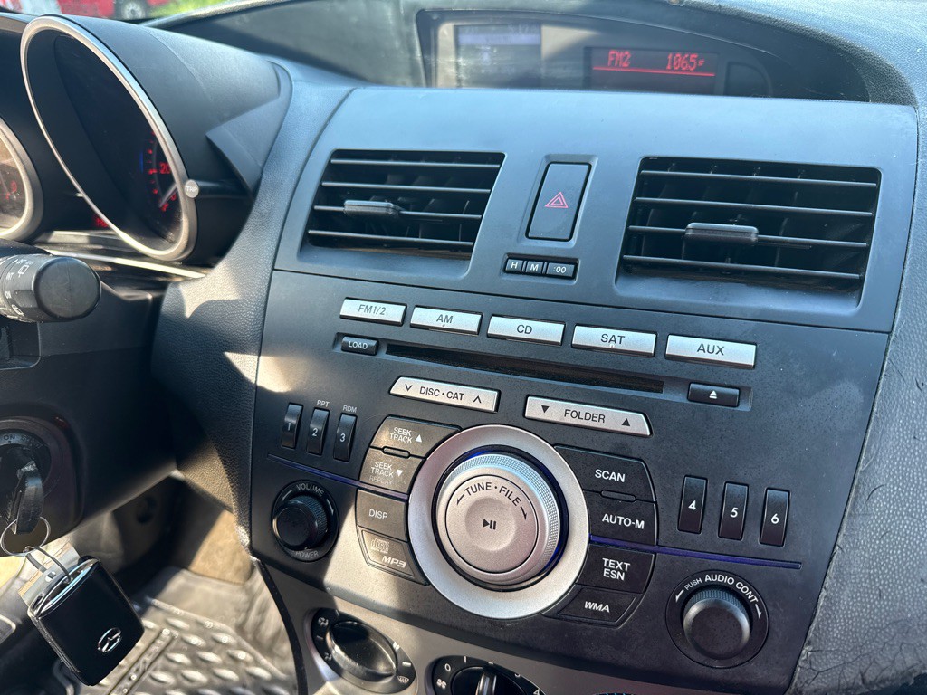 2010 Mazda Mazda3 Image 15