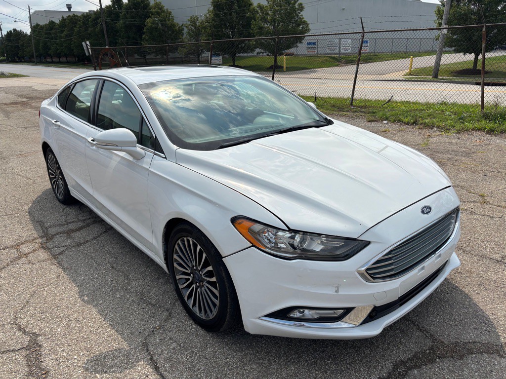 2017 Ford Fusion Image 1