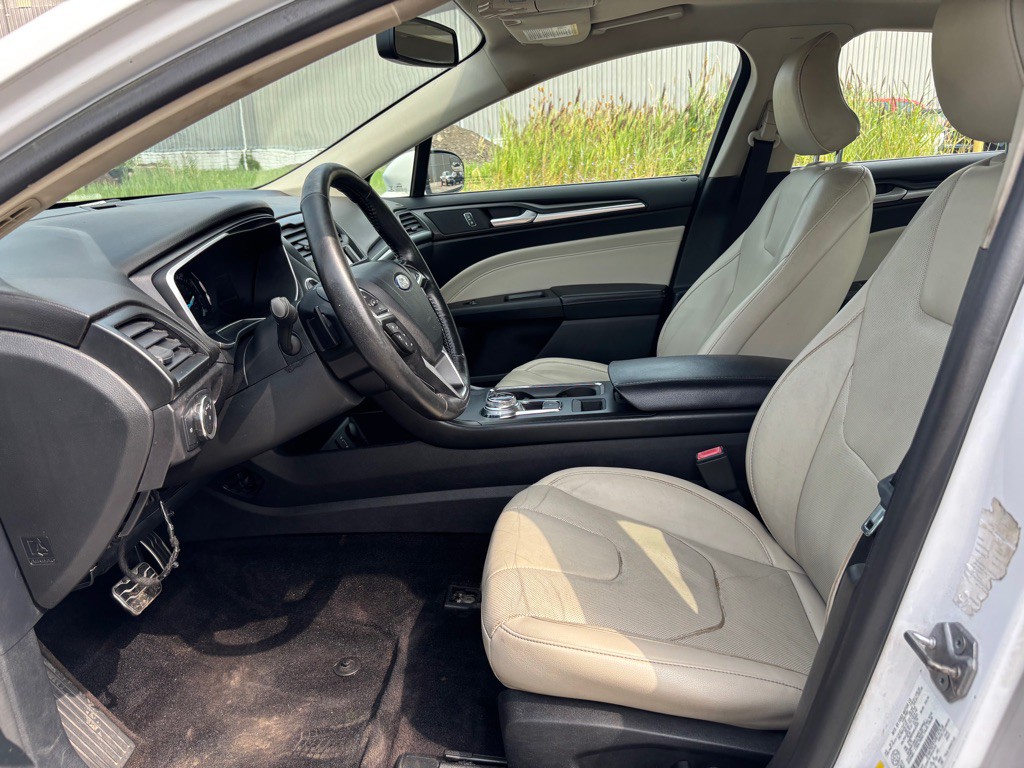2017 Ford Fusion Image 9