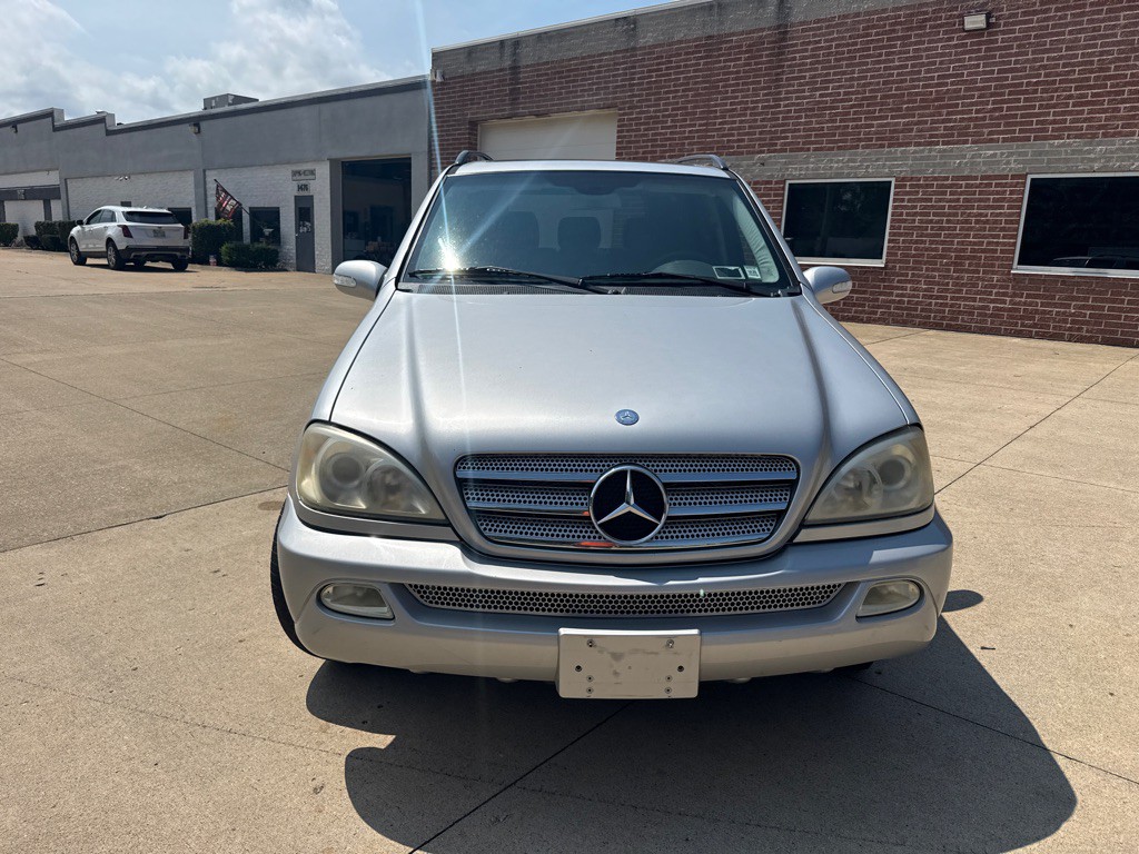 2003 Mercedes-Benz M-Class Image 2