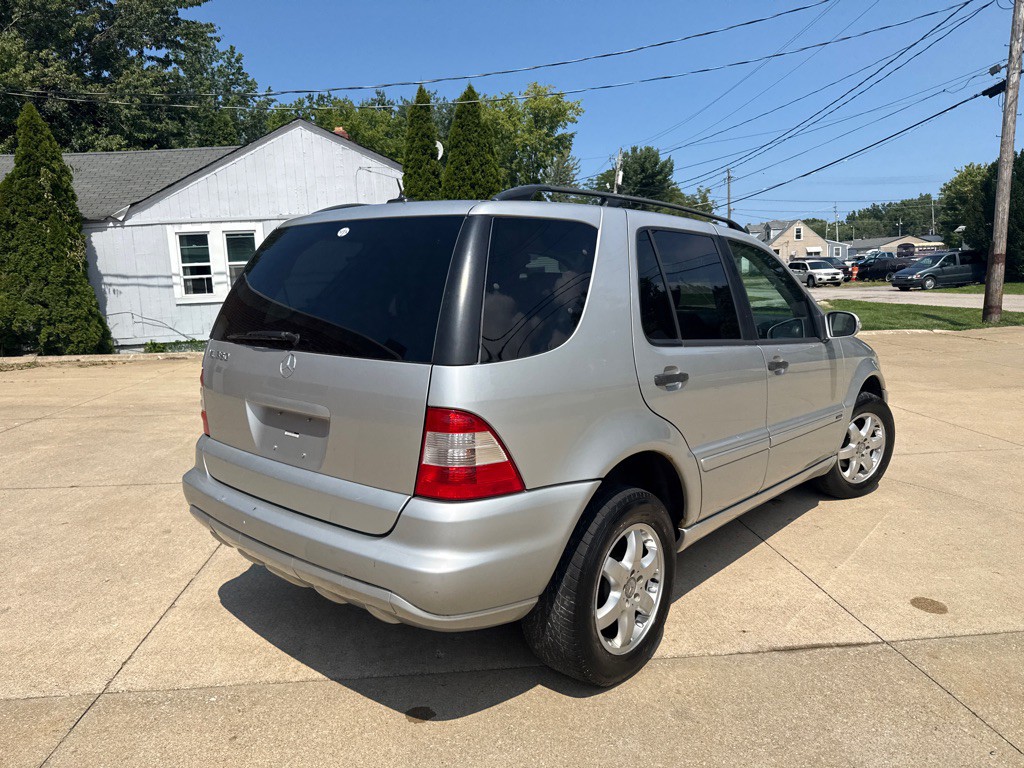 2003 Mercedes-Benz M-Class Image 6