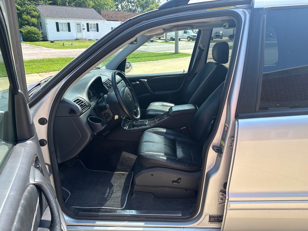 2003 Mercedes-Benz M-Class Image 10