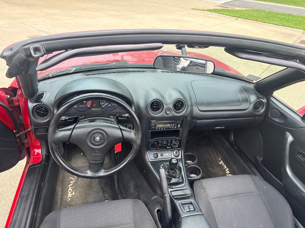 1999 Mazda MX-5 Miata Image 9
