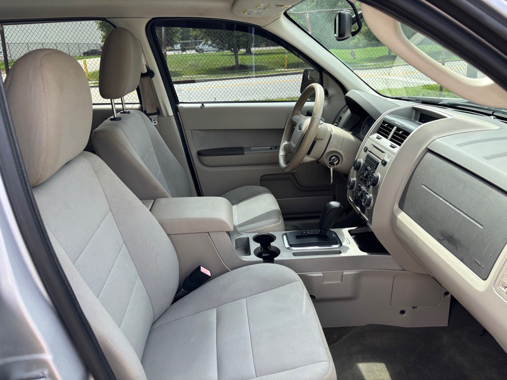 2012 Ford Escape Image 10