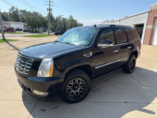 Image for 2011 Cadillac Escalade Premium ID: 7617940