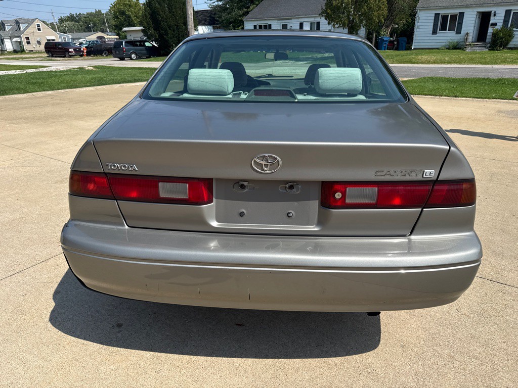 1999 Toyota Camry Image 7