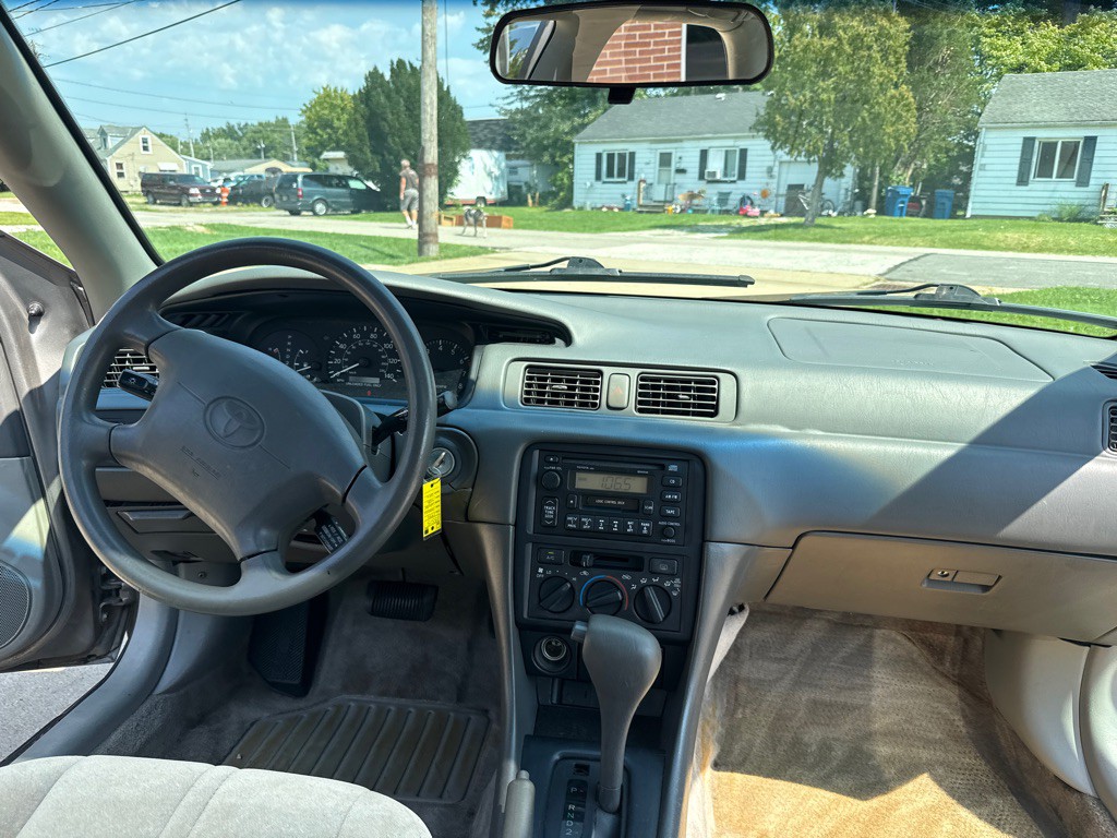 1999 Toyota Camry Image 9