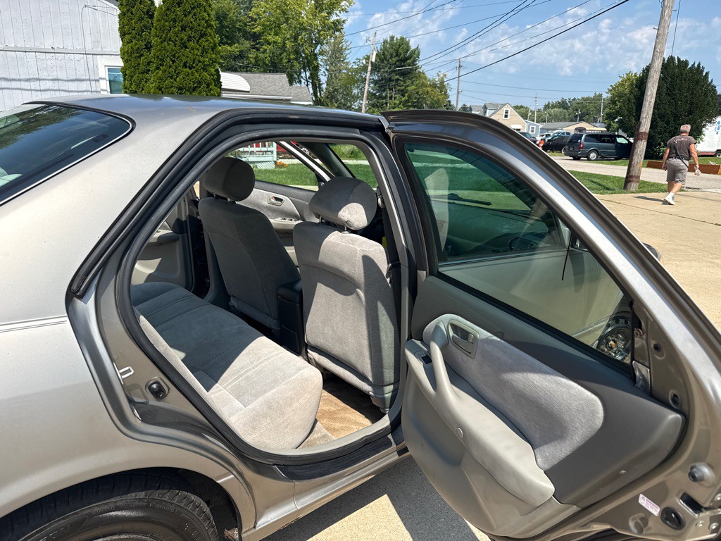 1999 Toyota Camry Image 13