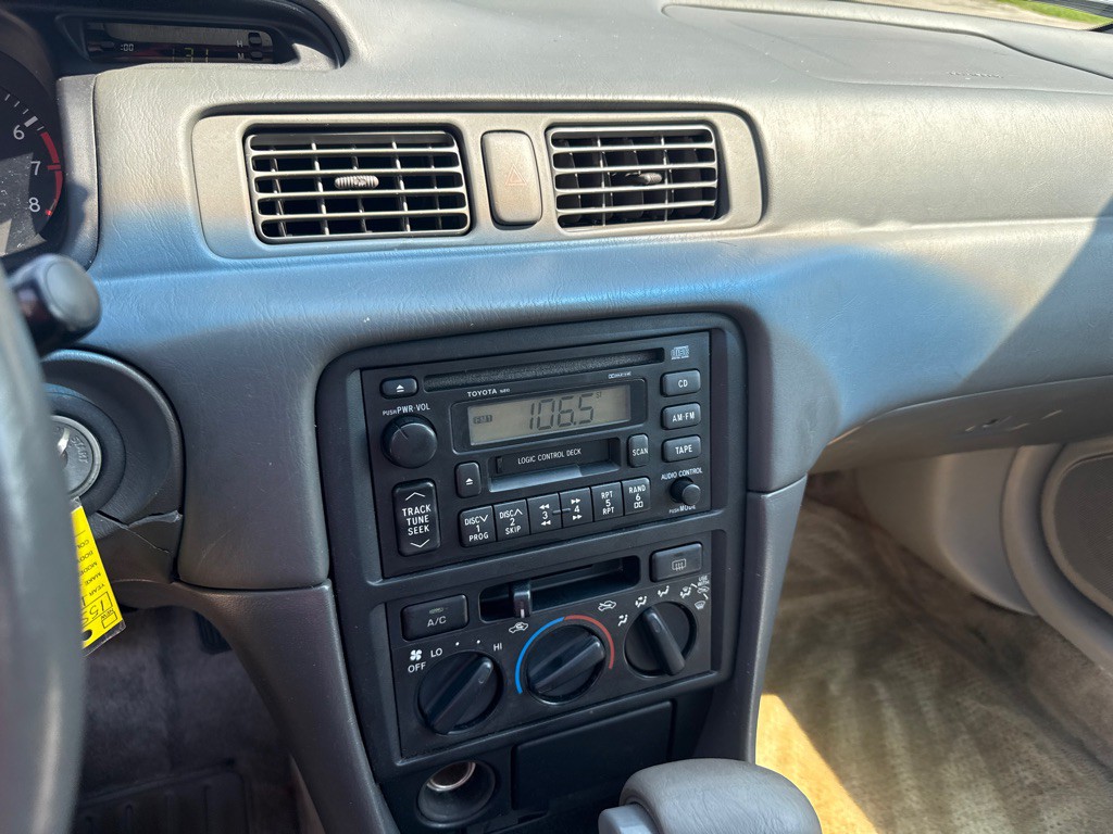 1999 Toyota Camry Image 15