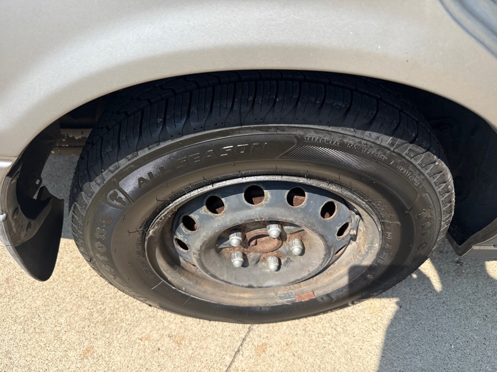 1999 Toyota Camry Image 17