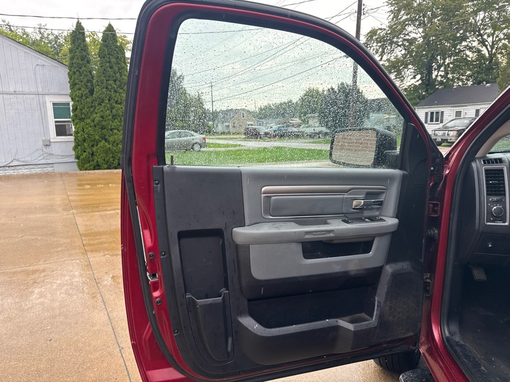 2014 RAM 1500 Image 12