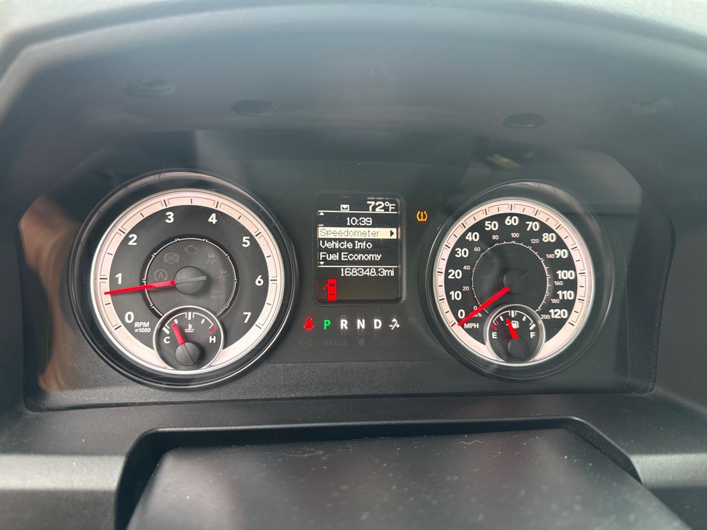 2014 RAM 1500 Image 14