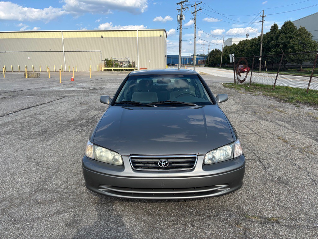 2001 Toyota Camry Image 8