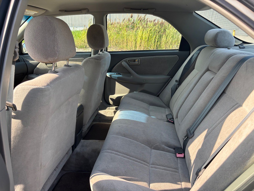 2001 Toyota Camry Image 11