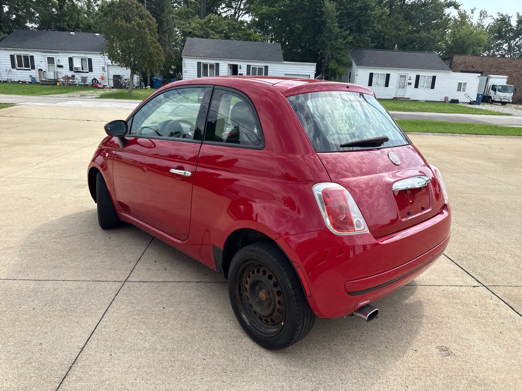 2015 FIAT 500 Image 8