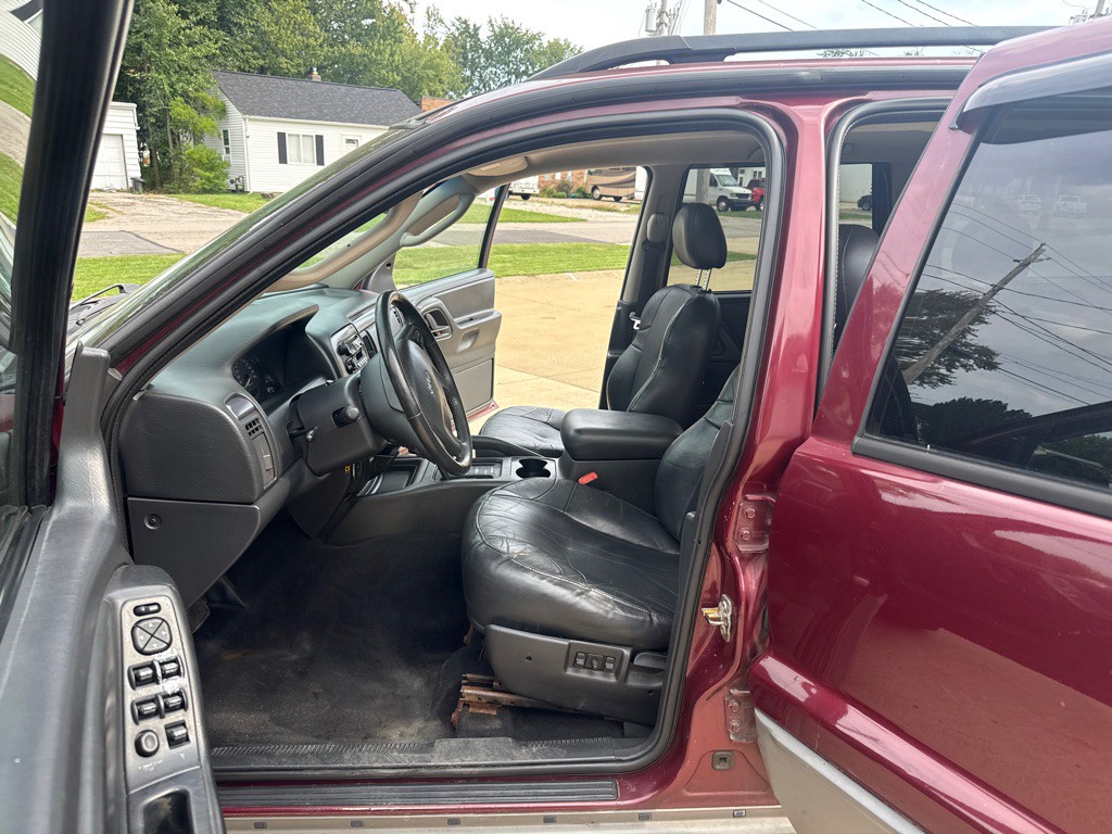 2002 Jeep Grand Cherokee Image 10