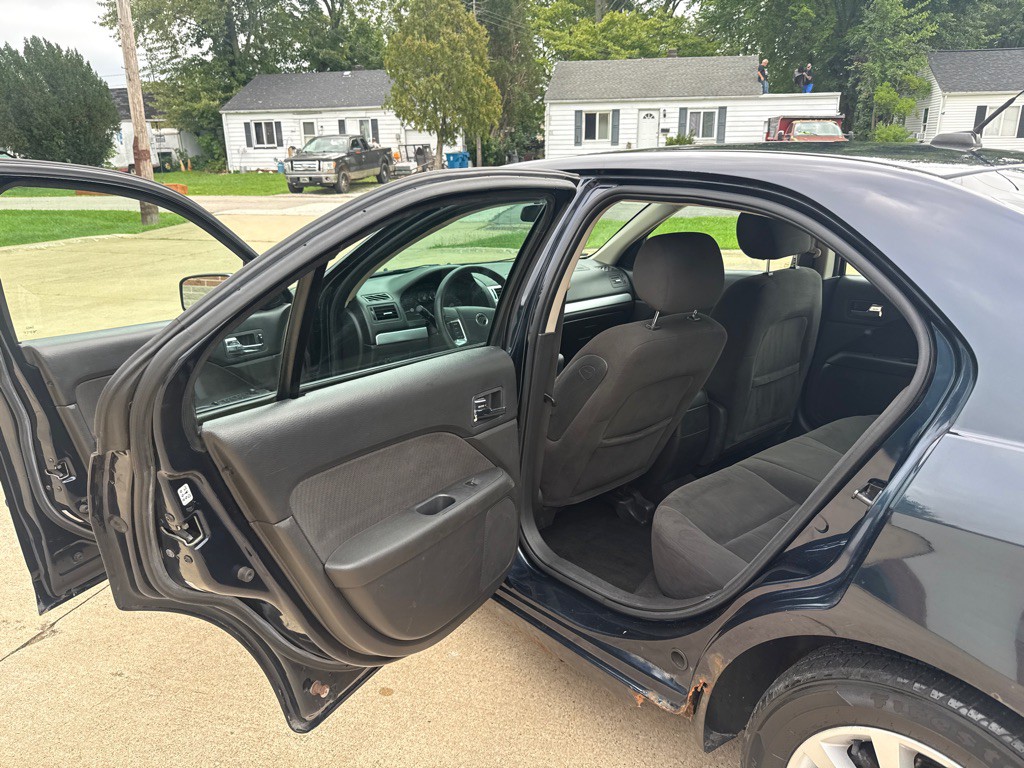 2008 Mercury Milan Image 12