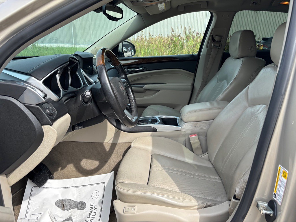 2012 Cadillac SRX Image 9