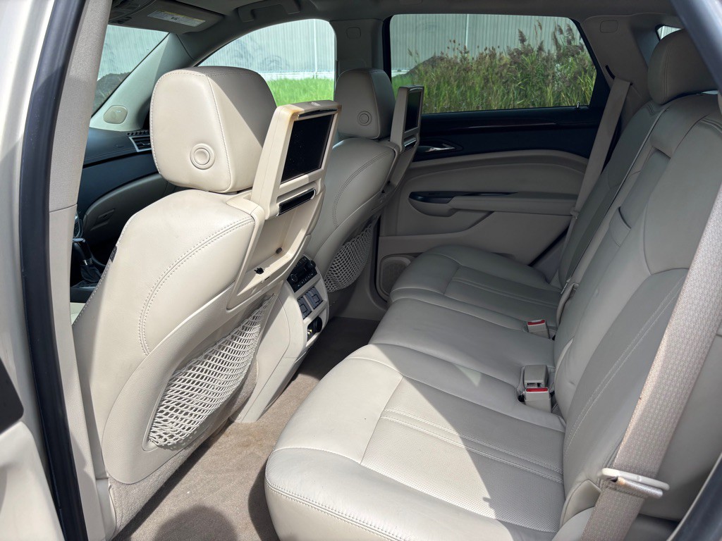 2012 Cadillac SRX Image 11
