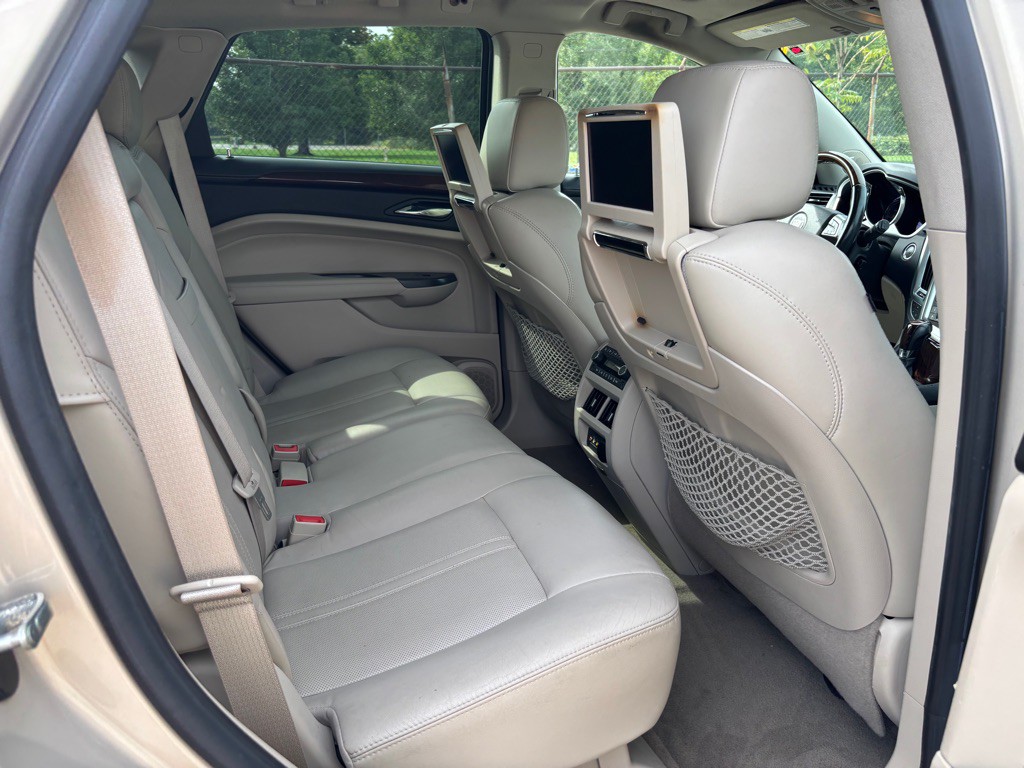 2012 Cadillac SRX Image 12
