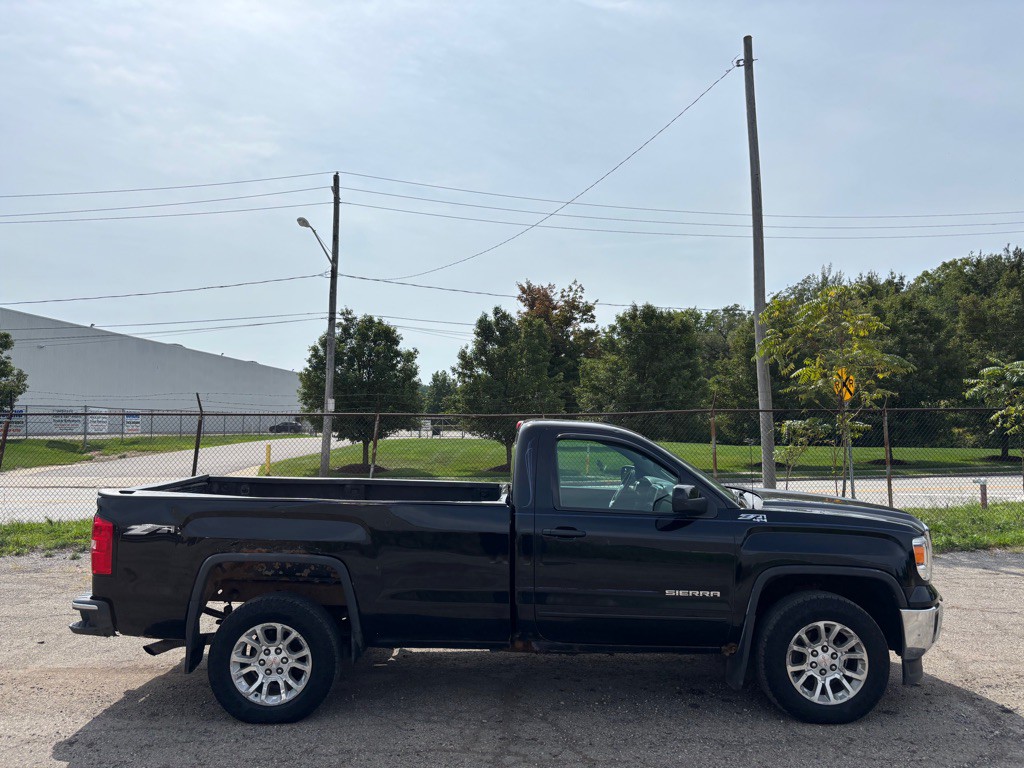 2014 GMC Sierra Image 2
