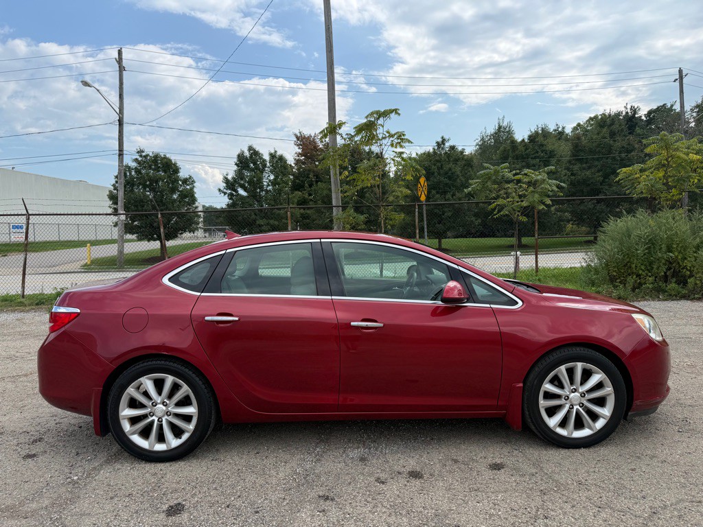 2014 Buick Verano Image 2