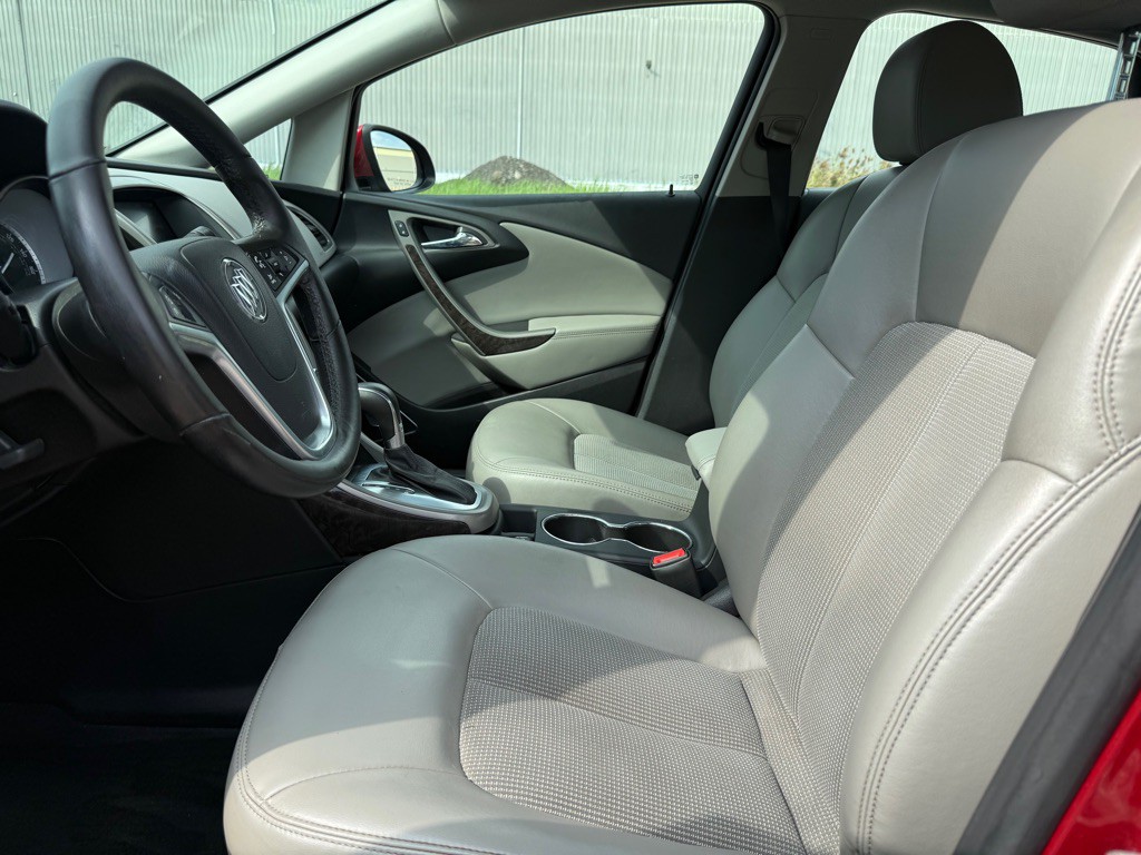 2014 Buick Verano Image 7